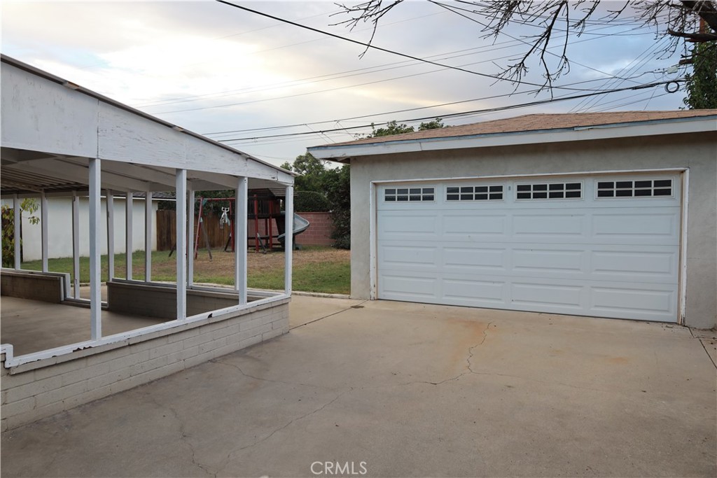 1445 E Workman Property Photo 38