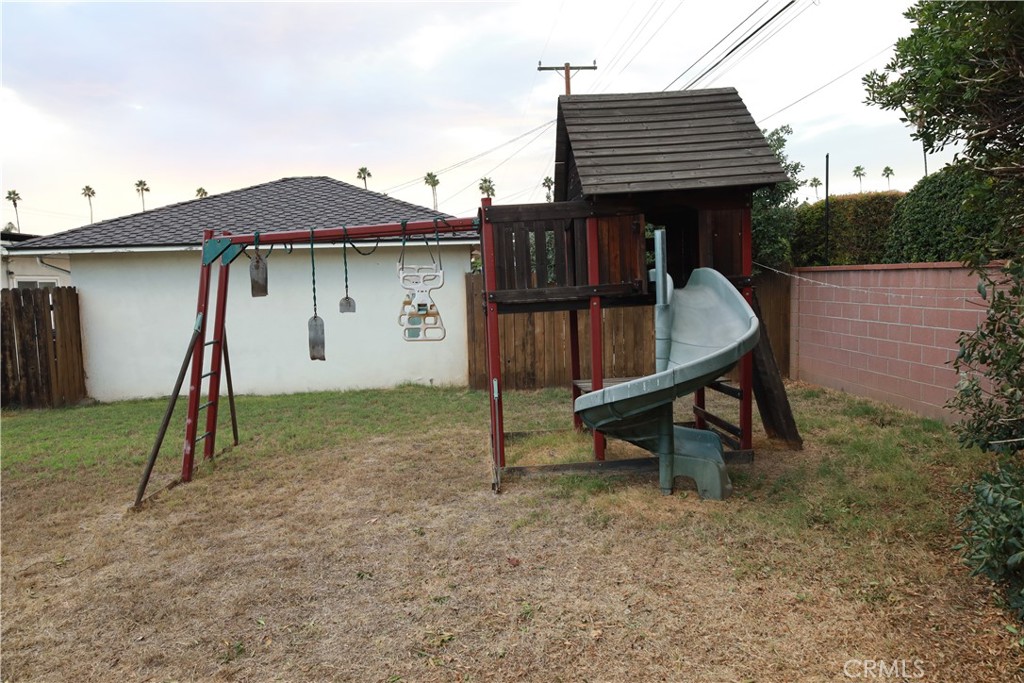 1445 E Workman Property Photo 41