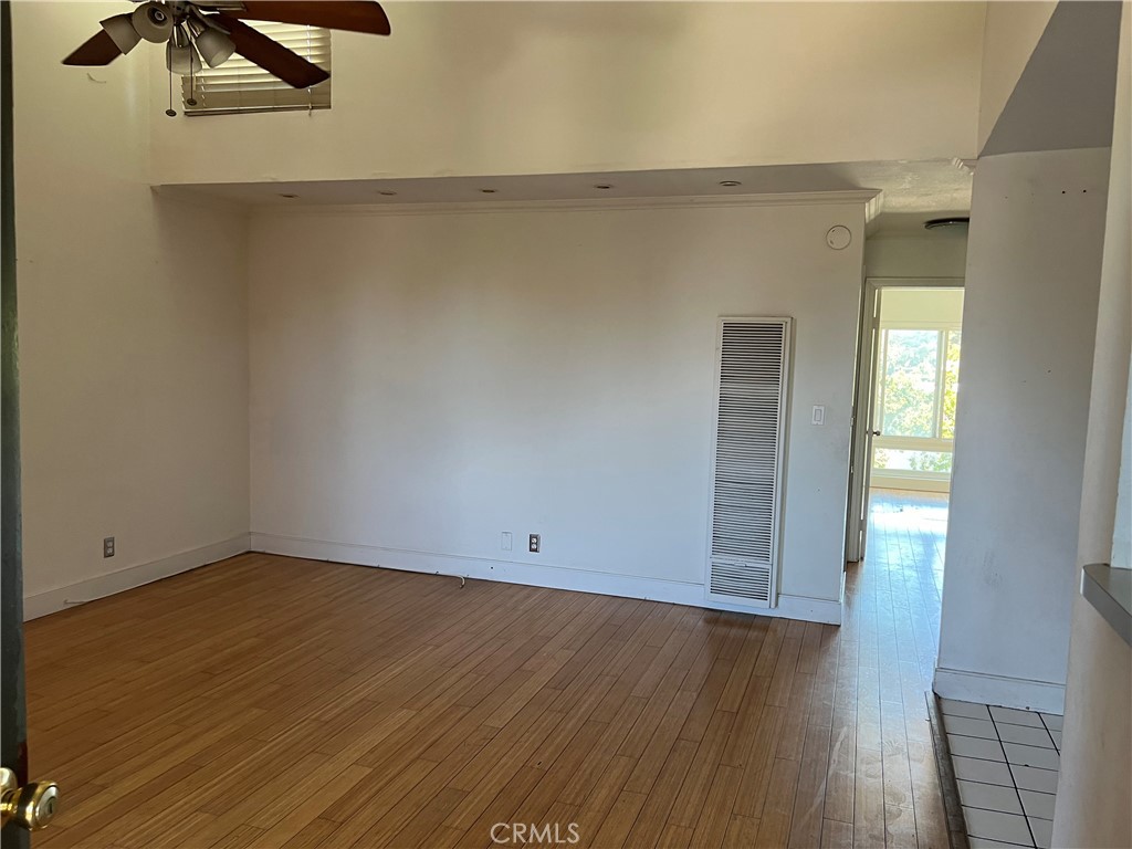 1001 W Stevens Avenue 415 Property Photo 1