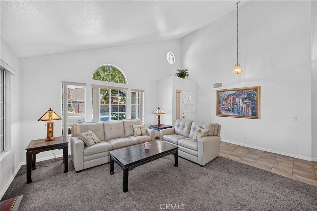 6819 Sugar Pine Court Property Photo 4