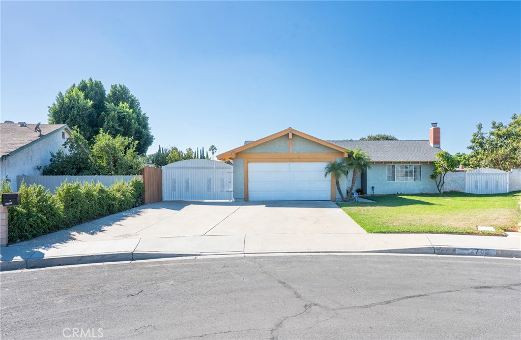 2708 S Tamarask Court Property Photo 1