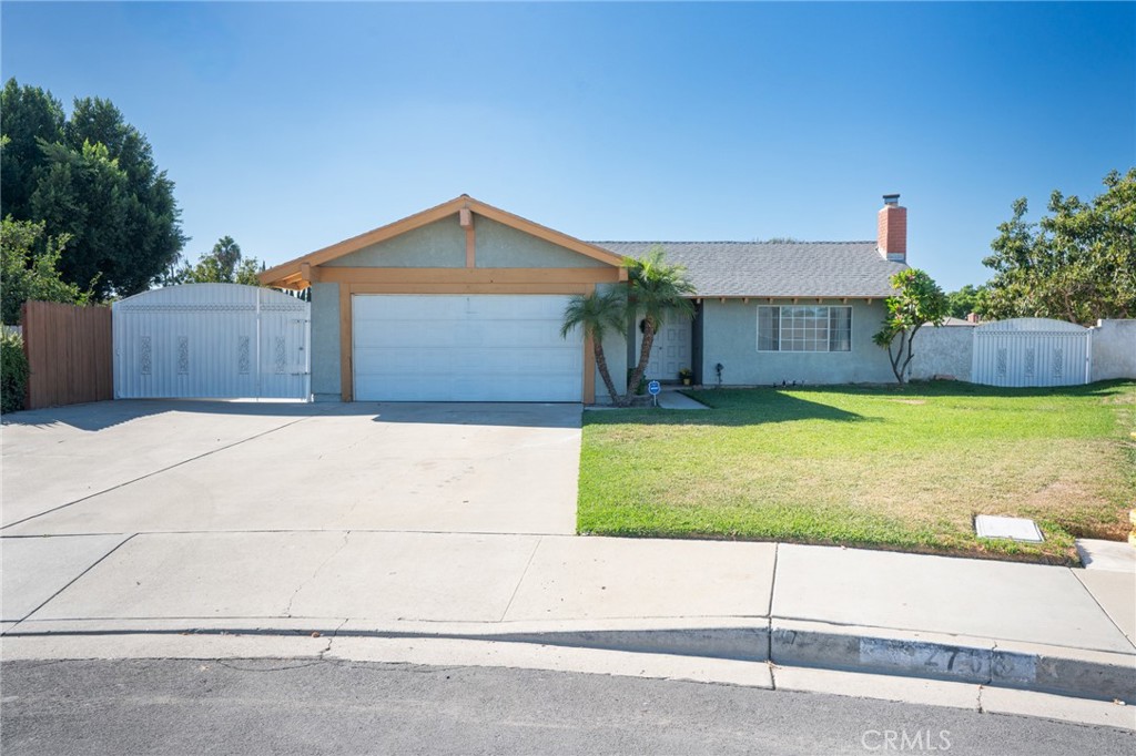 2708 S Tamarask Court Property Photo 2