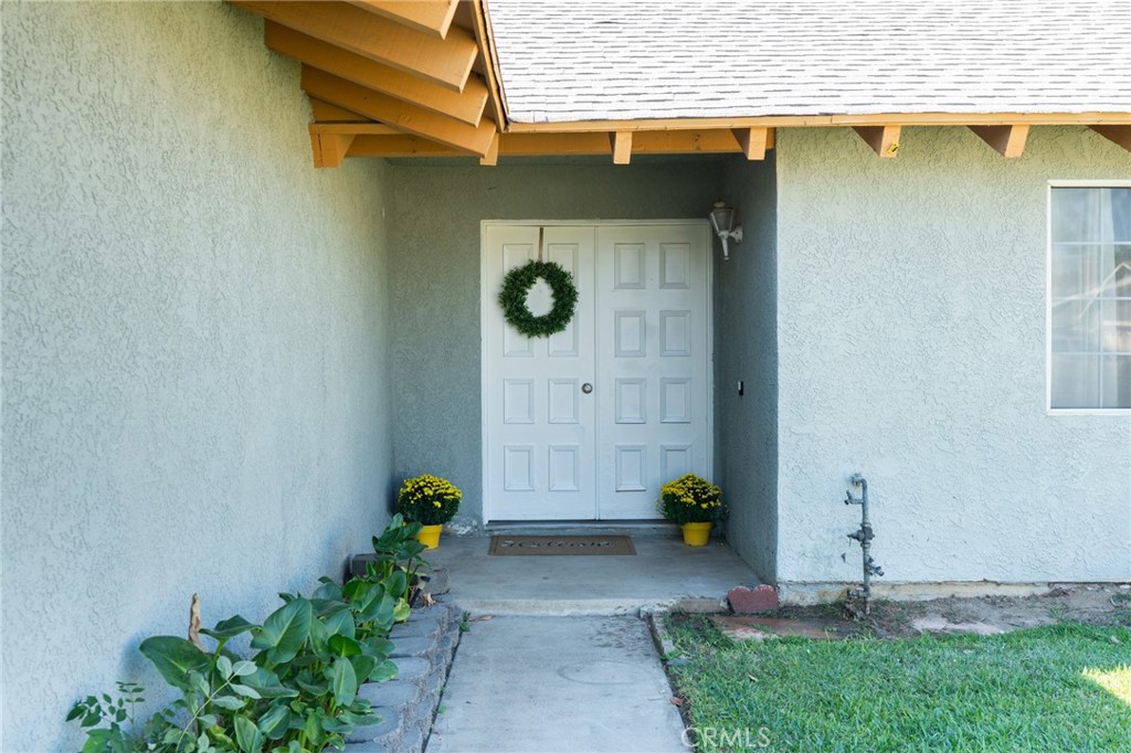 2708 S Tamarask Court Property Photo 6
