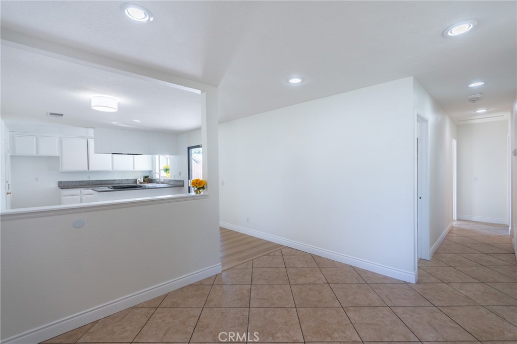 2708 S Tamarask Court Property Photo 12