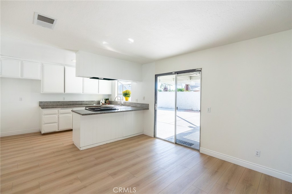 2708 S Tamarask Court Property Photo 15