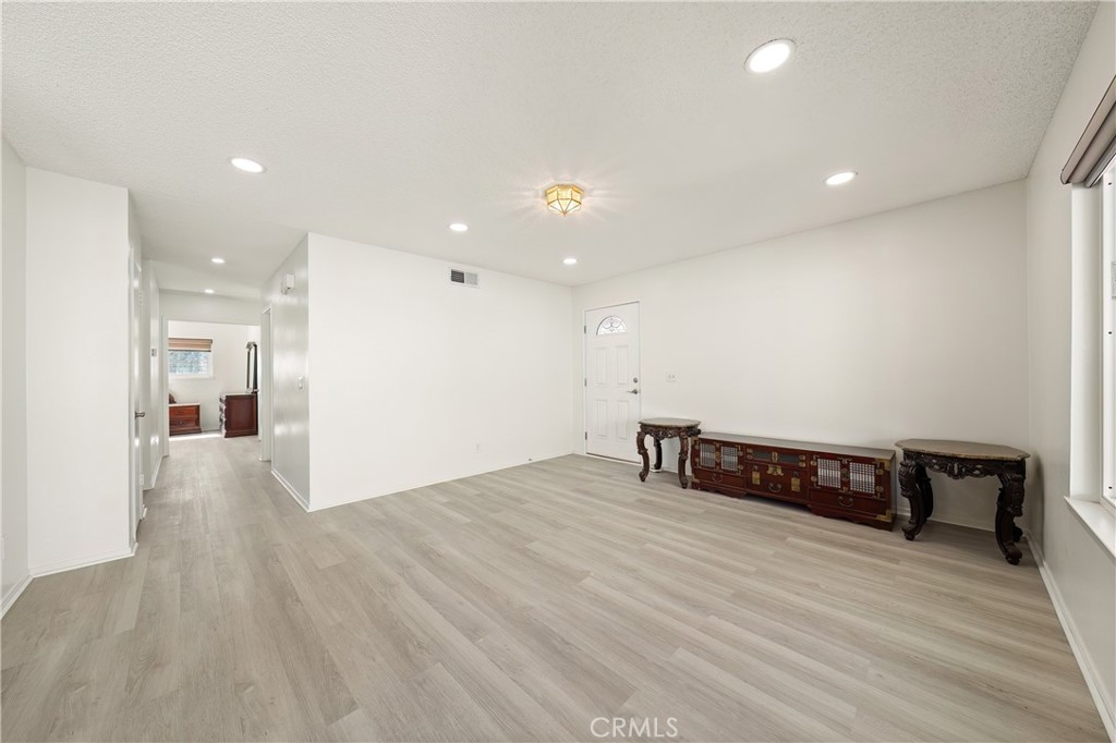 23516 Deer Spring Lane Property Photo 5