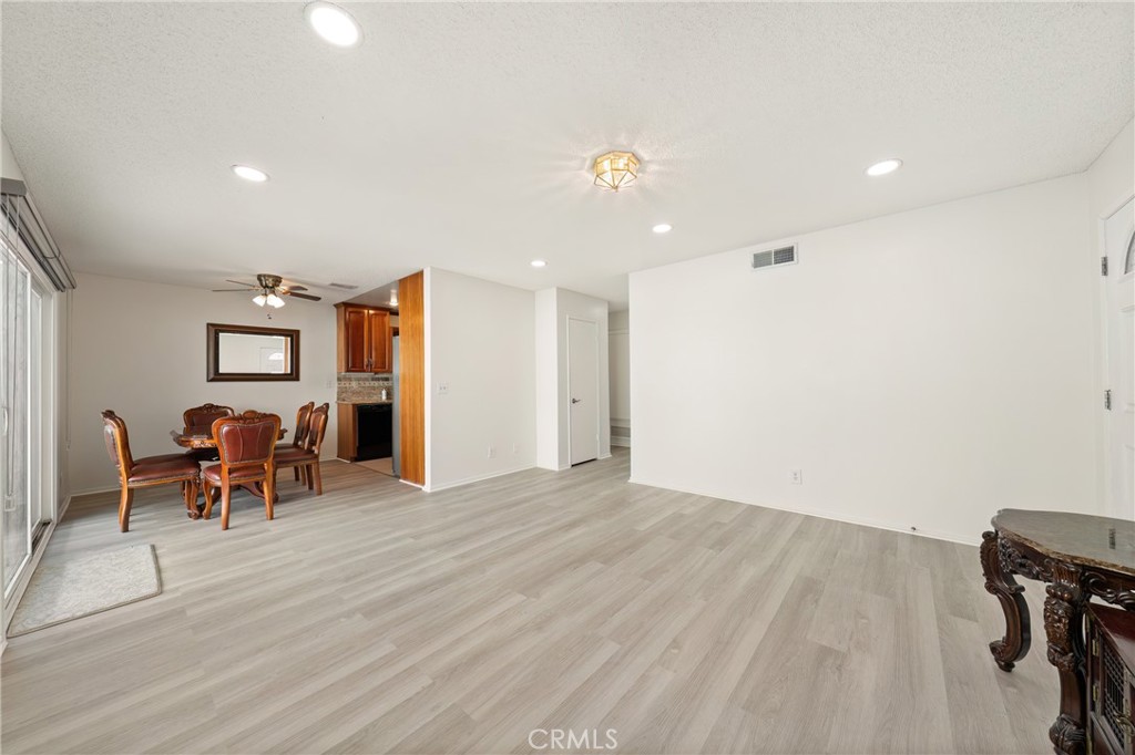 23516 Deer Spring Lane Property Photo 6
