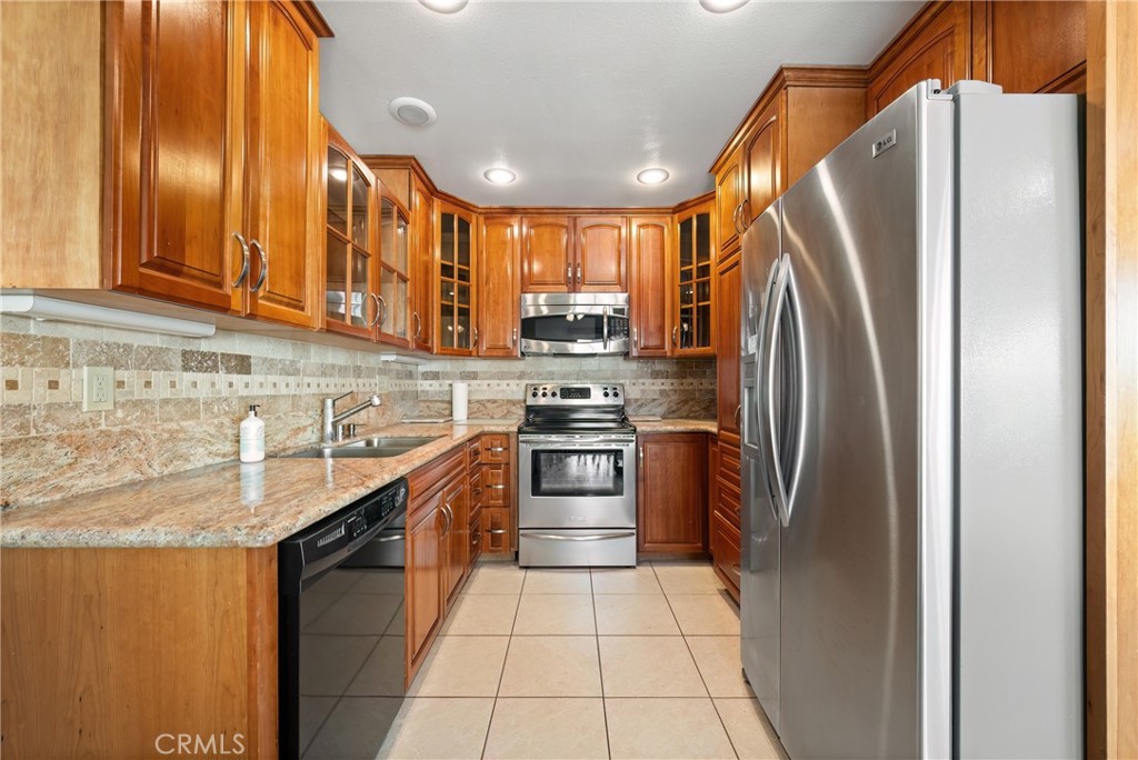 23516 Deer Spring Lane Property Photo 10