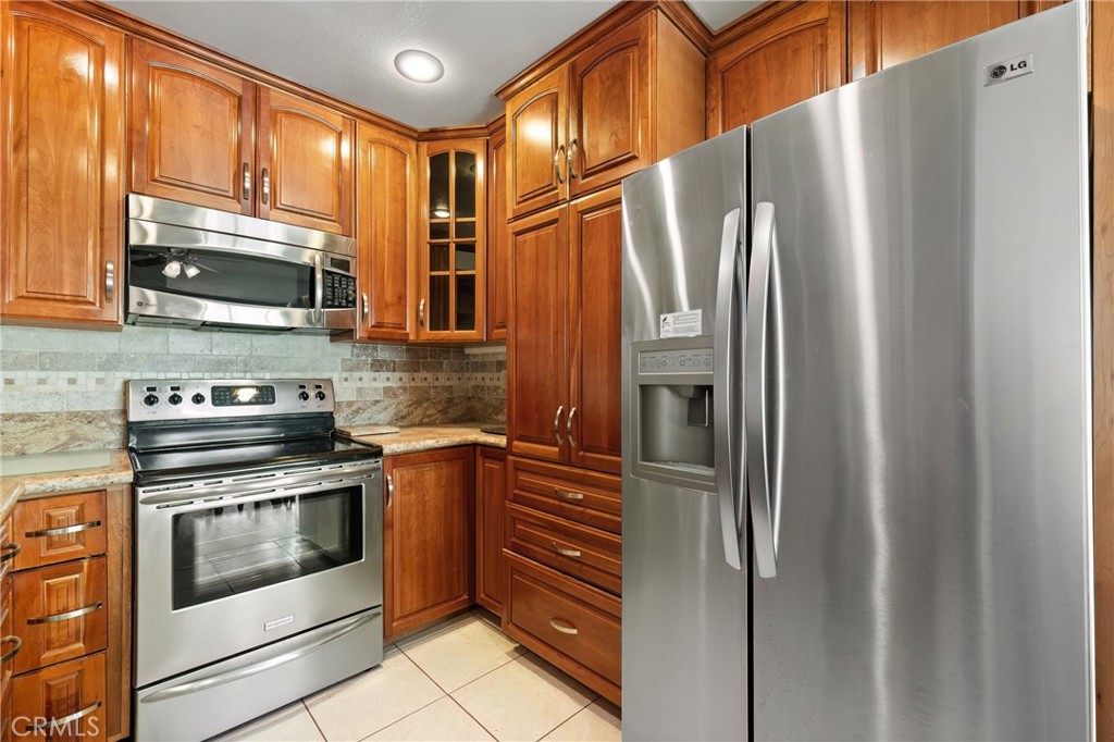 23516 Deer Spring Lane Property Photo 12
