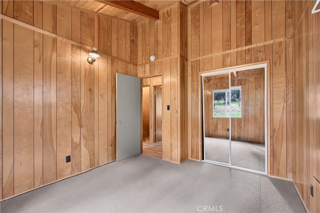 26720 Redstart Property Photo 8