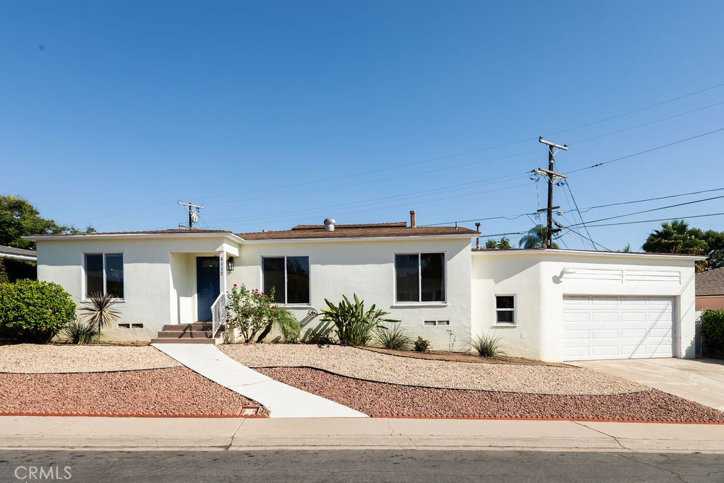 6117 Mesita Drive Property Photo 1