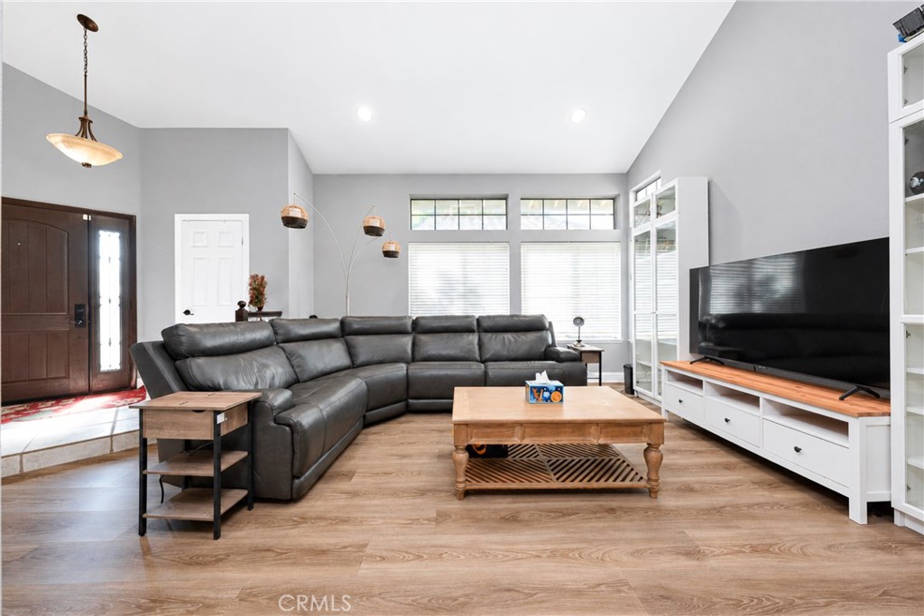 17620 Wildflower Property Photo 12