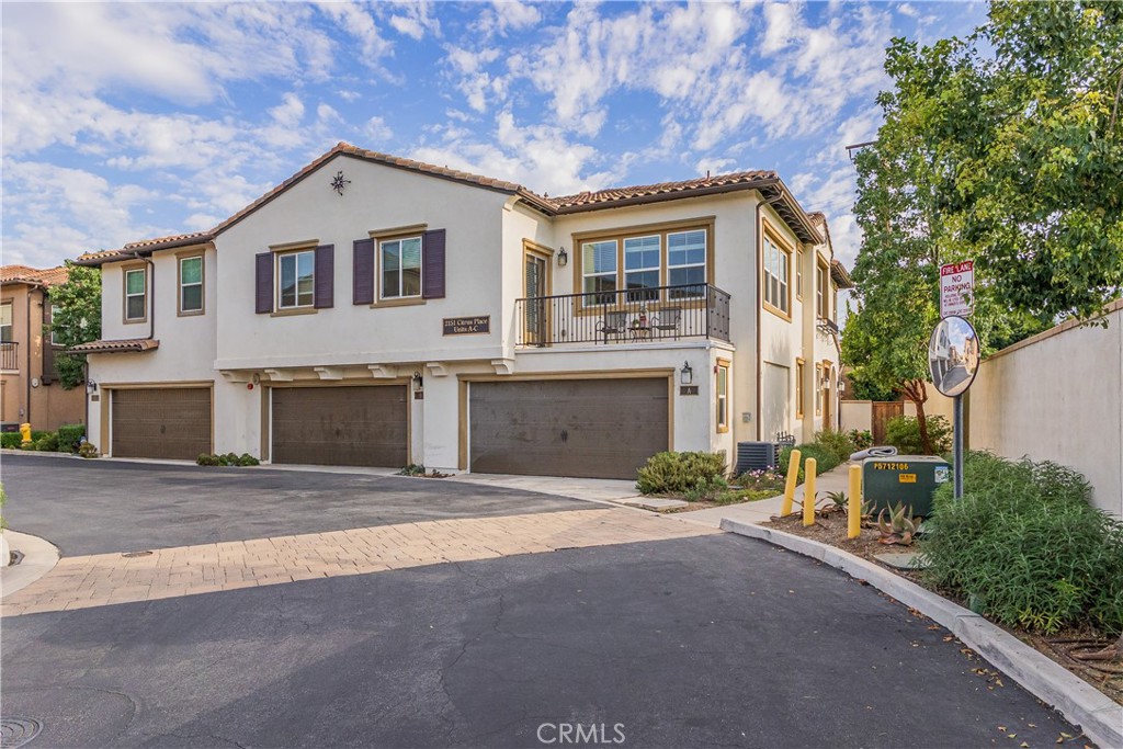 2151 Citrus Place A Property Photo 1
