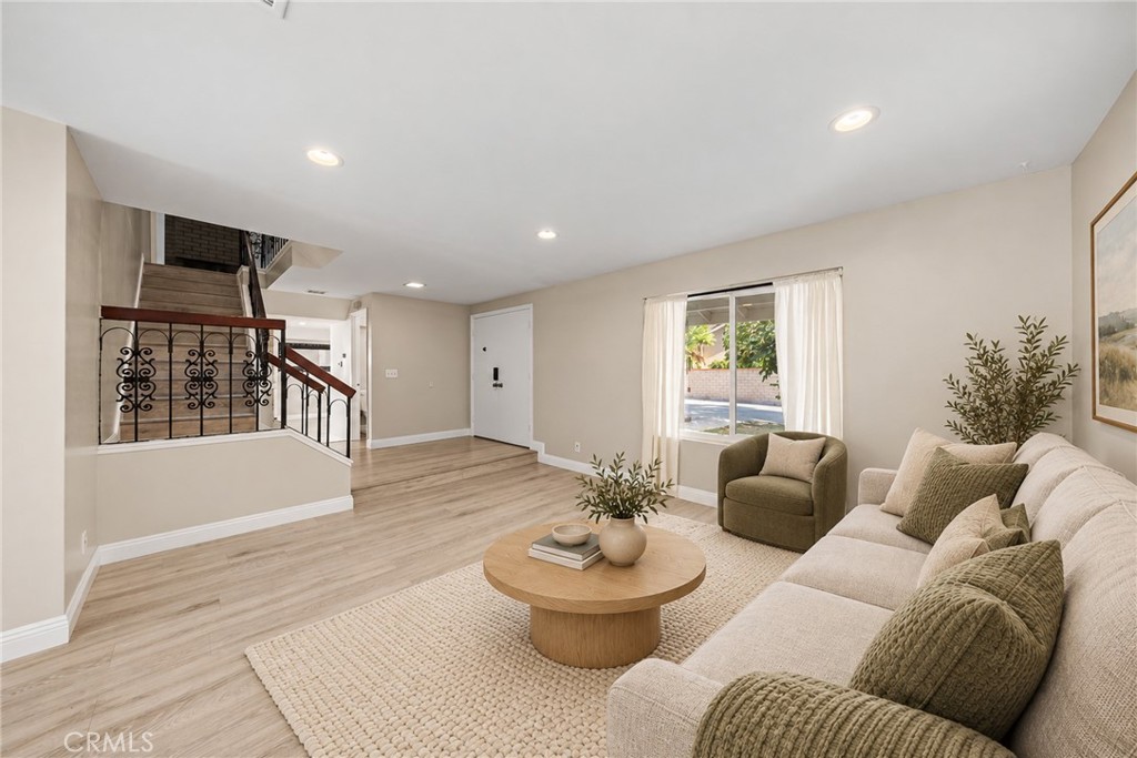 16602 Woodmont Property Photo 12