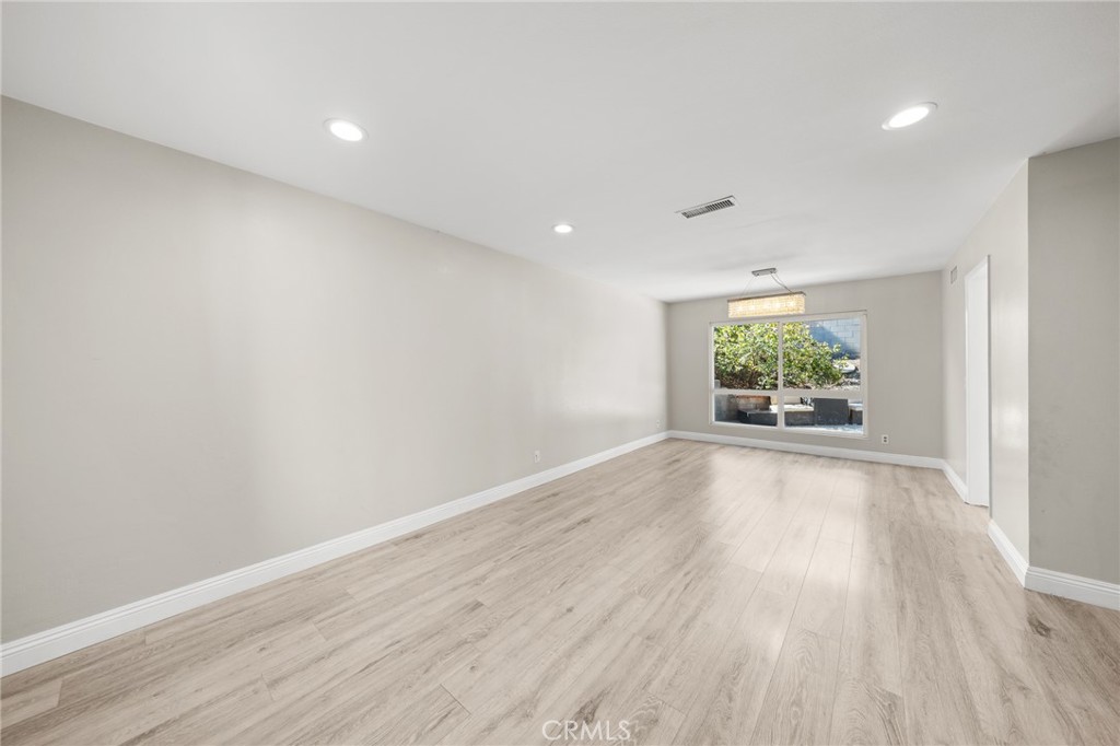 16602 Woodmont Property Photo 16