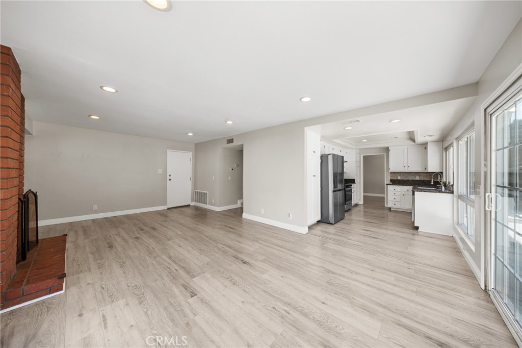 16602 Woodmont Property Photo 24