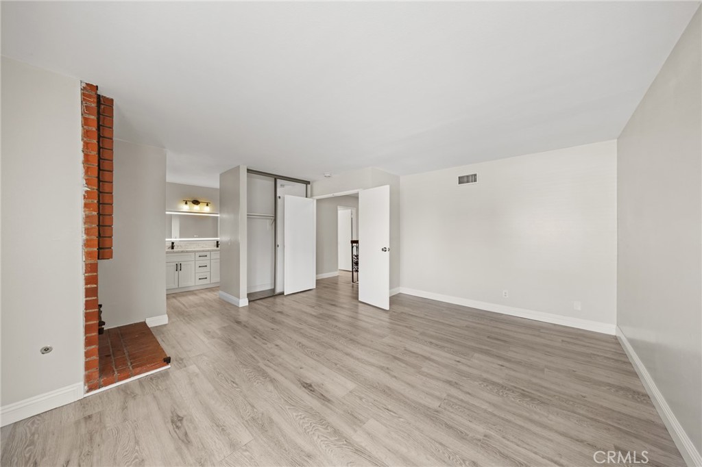 16602 Woodmont Property Photo 44