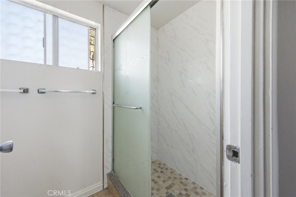 100 Loma 301 Property Photo 21