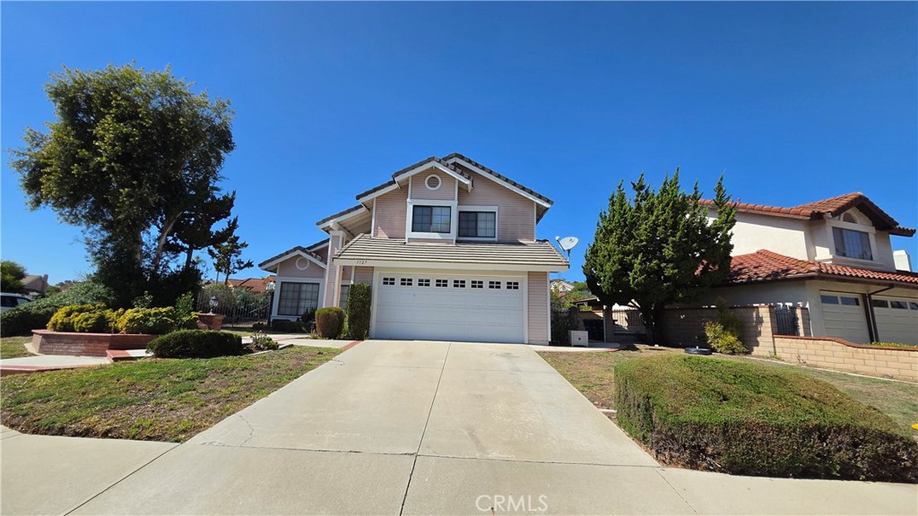 1127 Hedgewood Place Property Photo 1