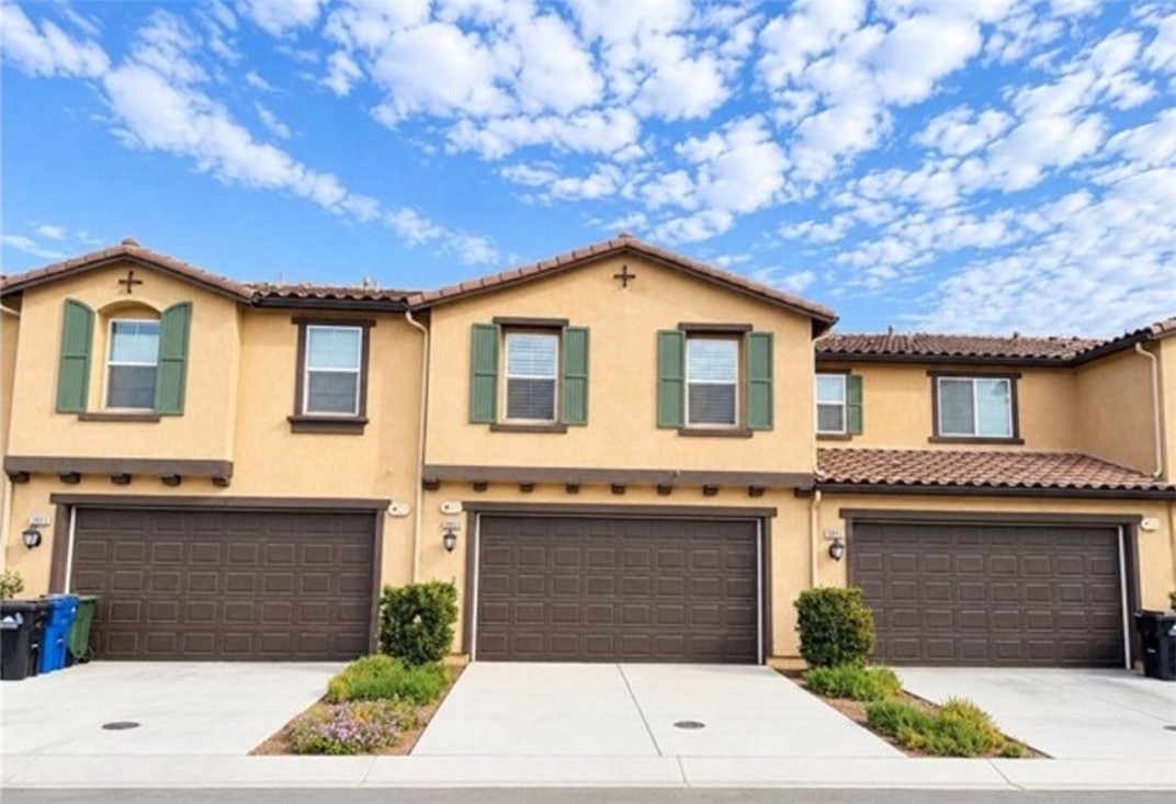 3953 E Rincon Property Photo 1