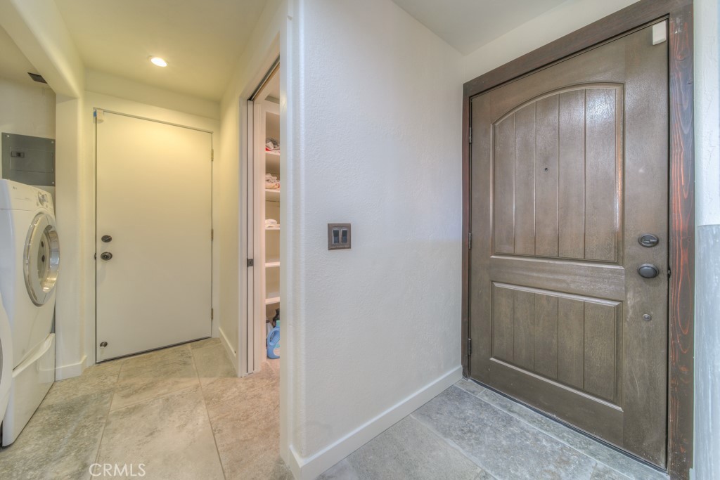 6589 Thunder Bay Trail Property Photo 9