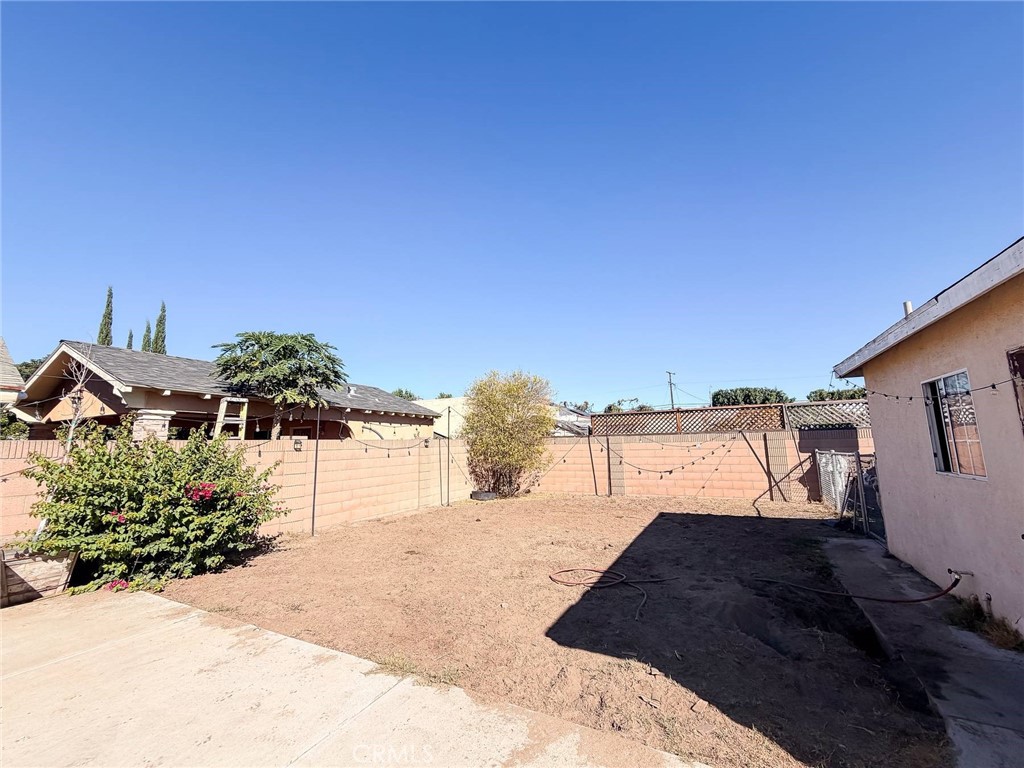 4027 Santa Ana Property Photo 14