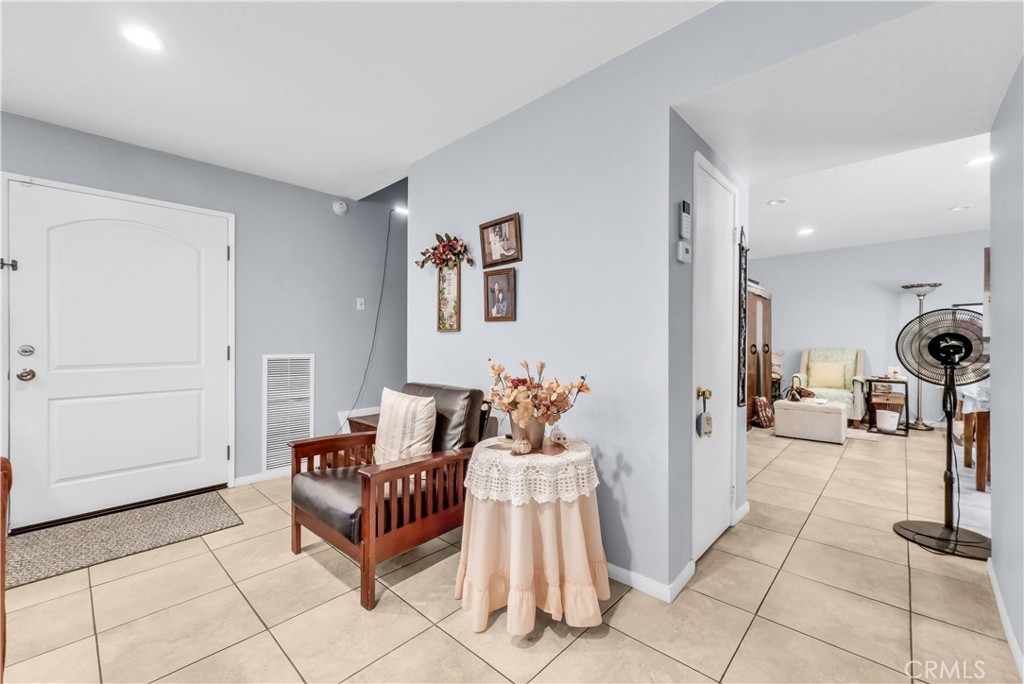 13613 Wilbur Property Photo 5
