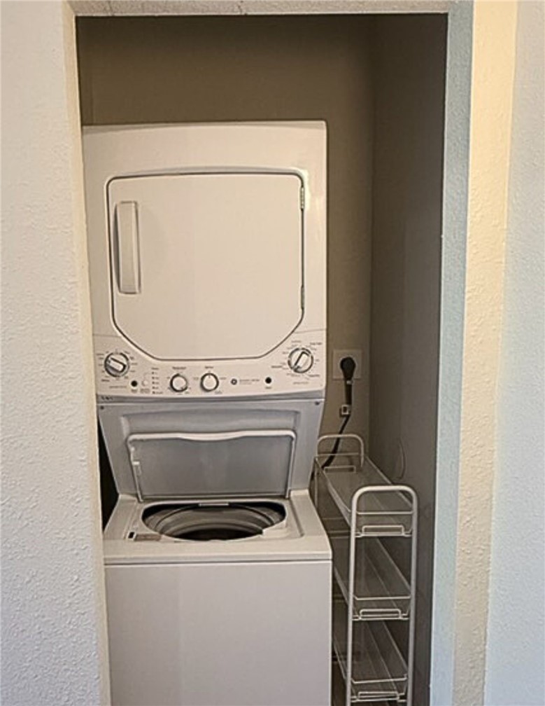 25520 Aragon Jr Adu Property Photo 8