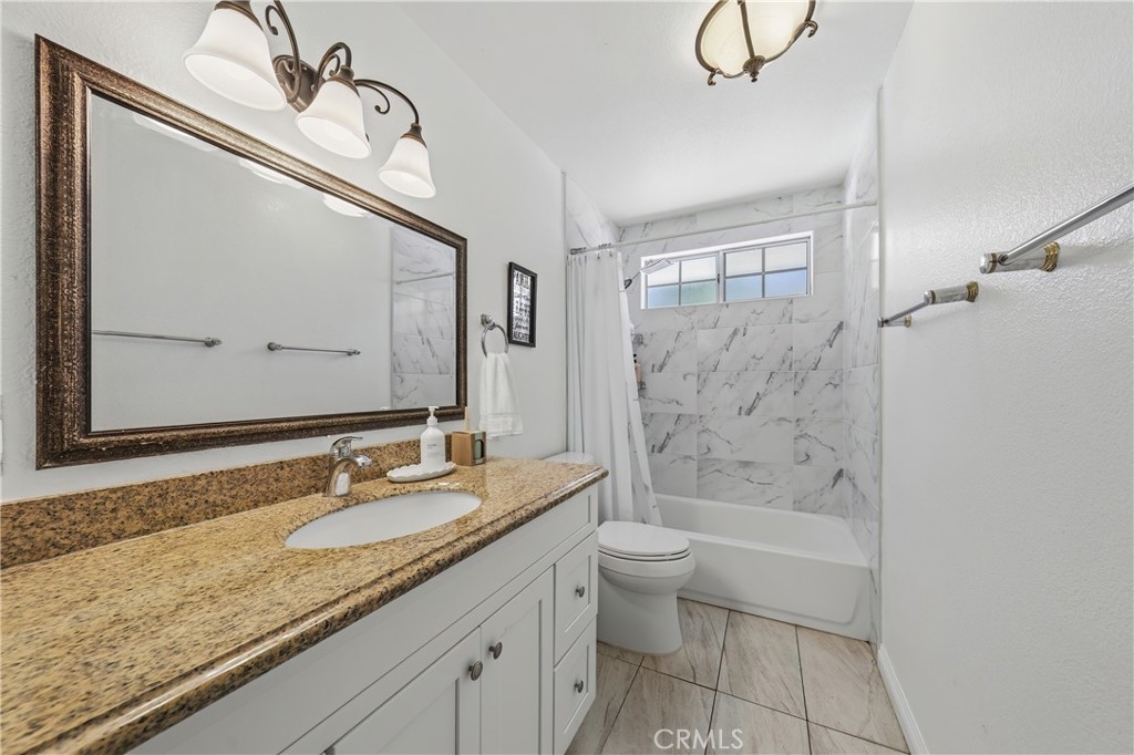 20122 Candleflame Court Property Photo 23