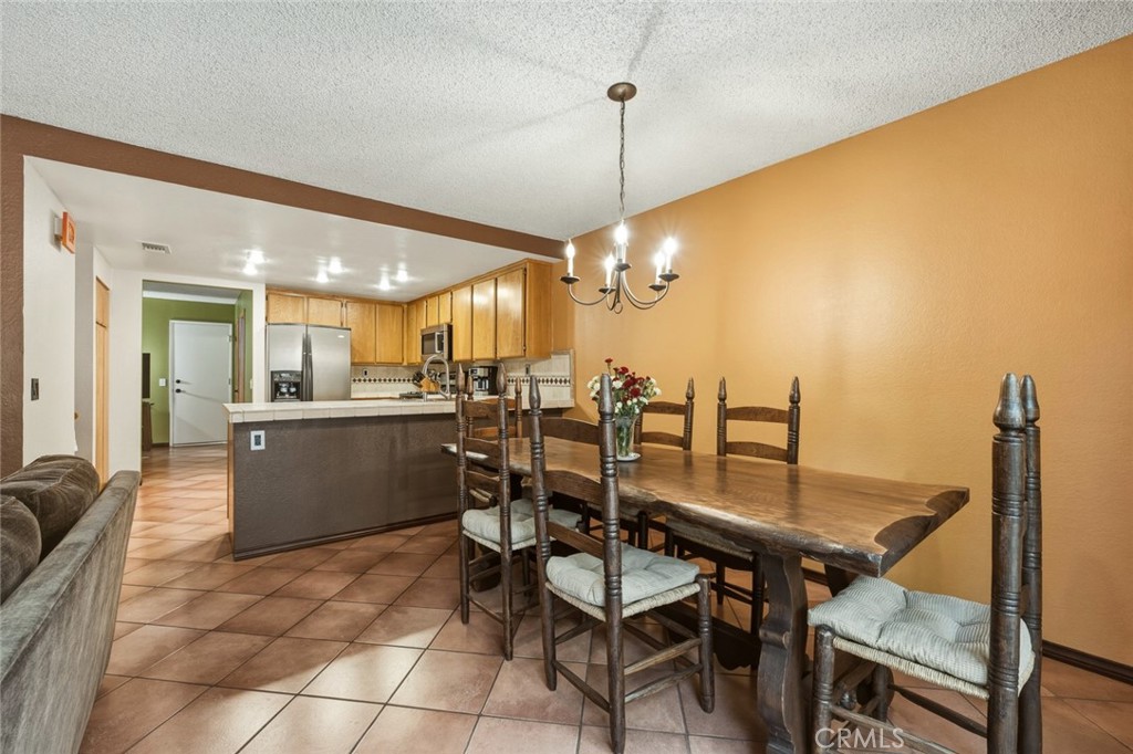 9728 Woodleaf Property Photo 8