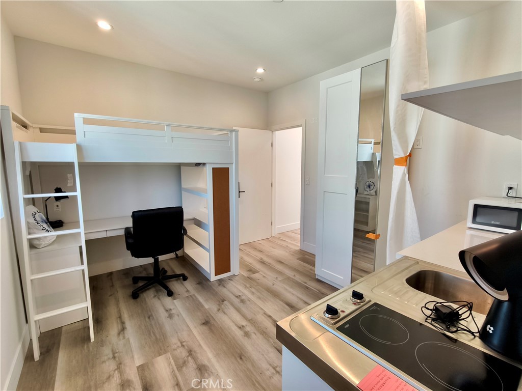 3020 S Normandie Avenue Property Photo 29
