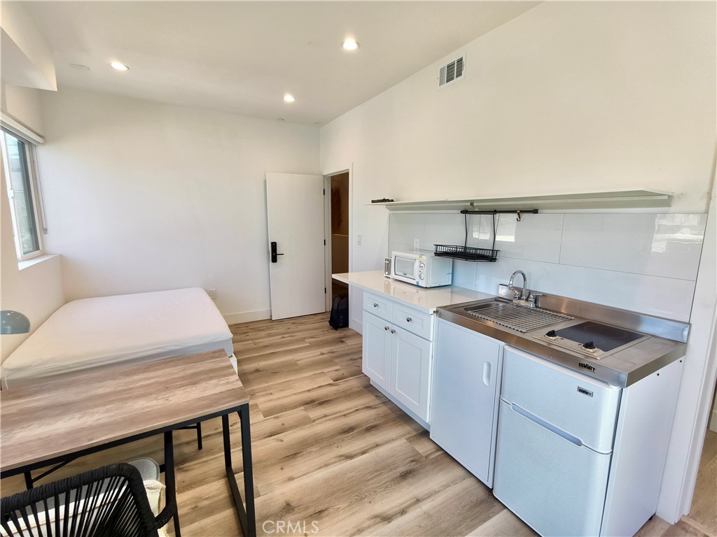 3020 S Normandie Avenue Property Photo 30