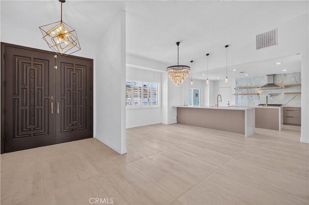 47215 Heliotrope Property Photo 5