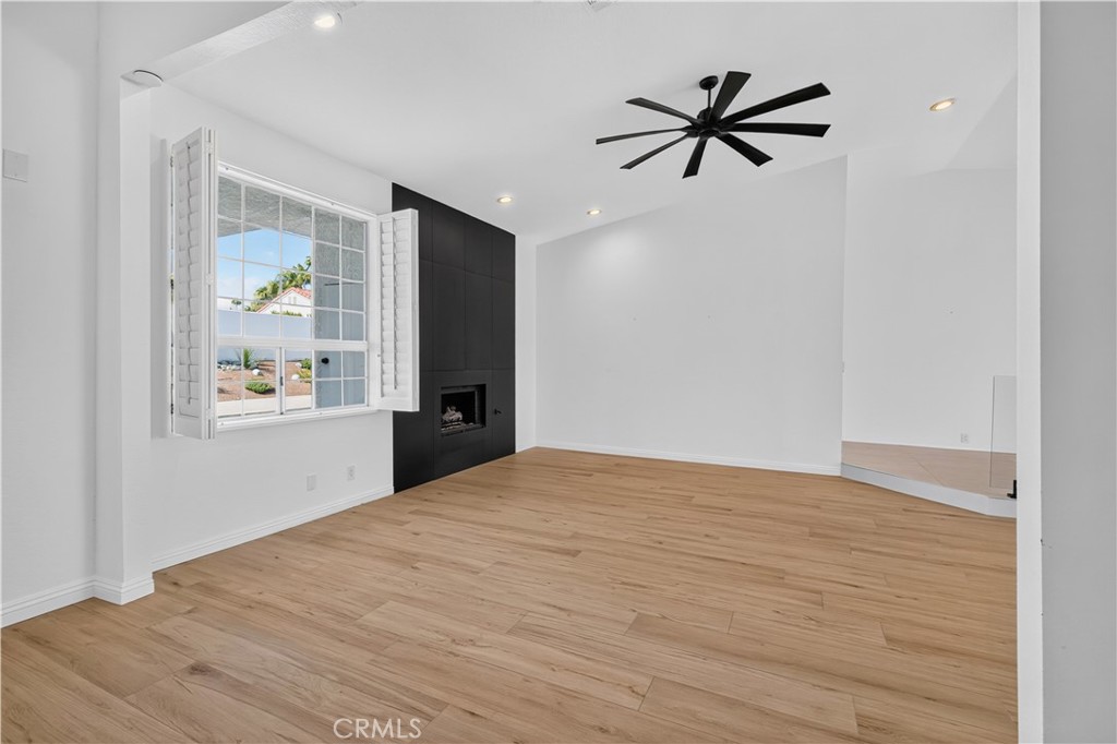 47215 Heliotrope Property Photo 11