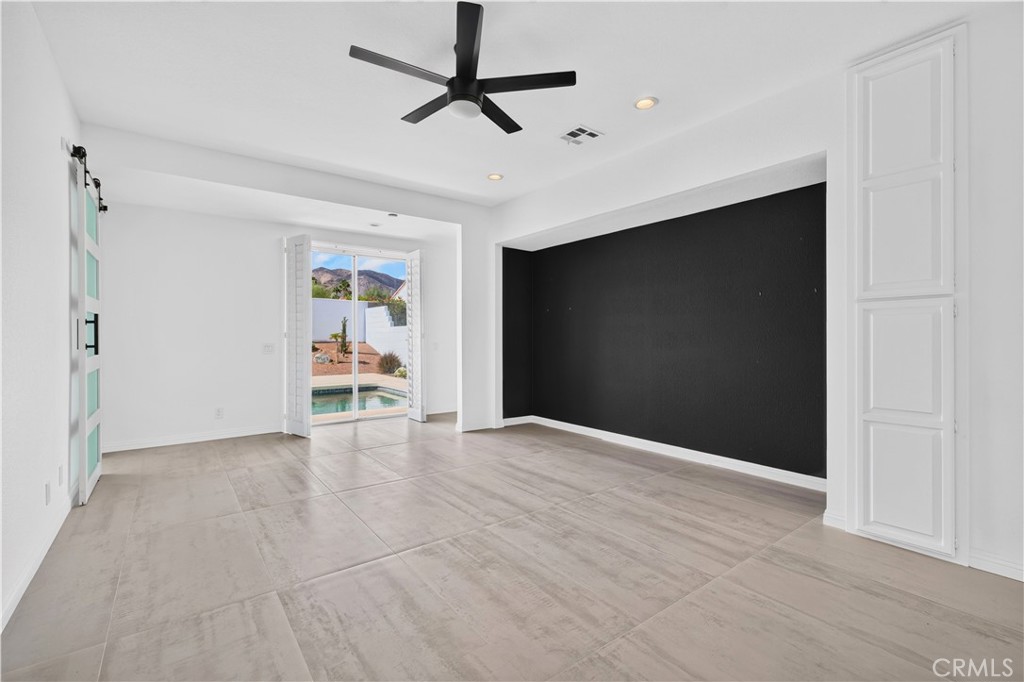 47215 Heliotrope Property Photo 21