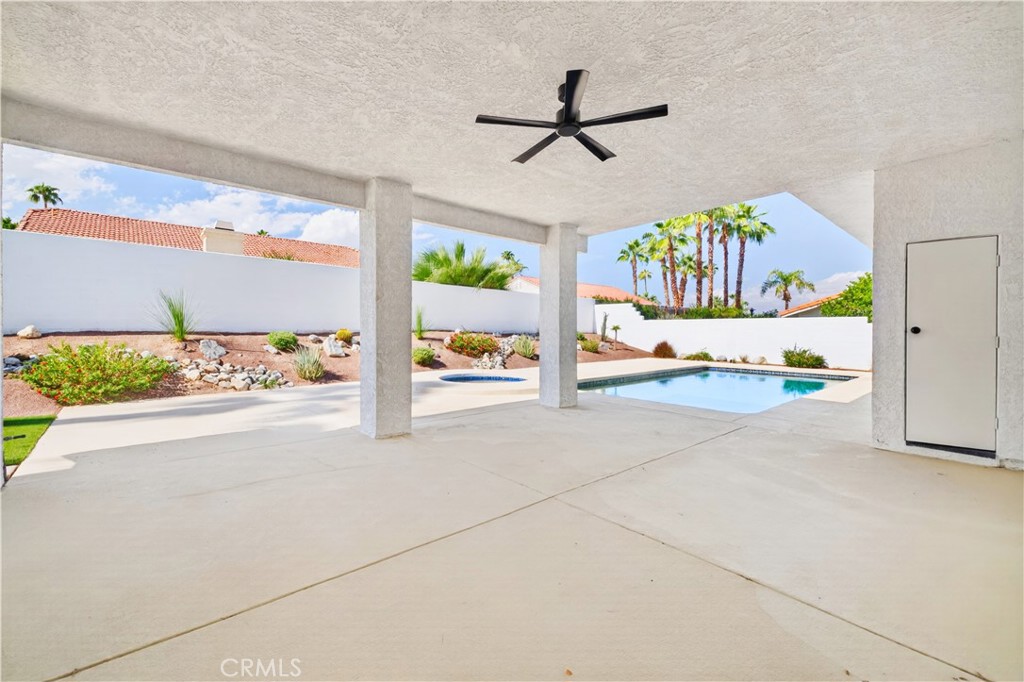 47215 Heliotrope Property Photo 23