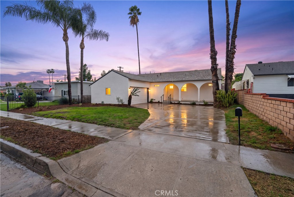 1440 Pepper Tree Property Photo 1
