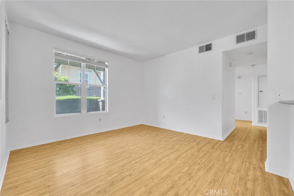835 Francesca Dr 103 Property Photo 4