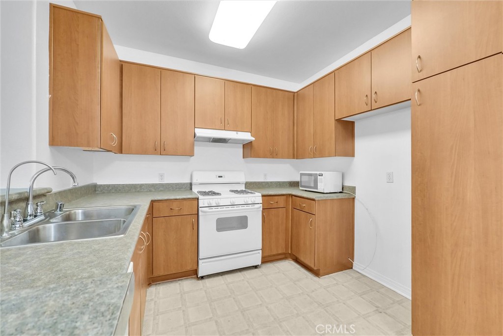 835 Francesca Dr 103 Property Photo 10