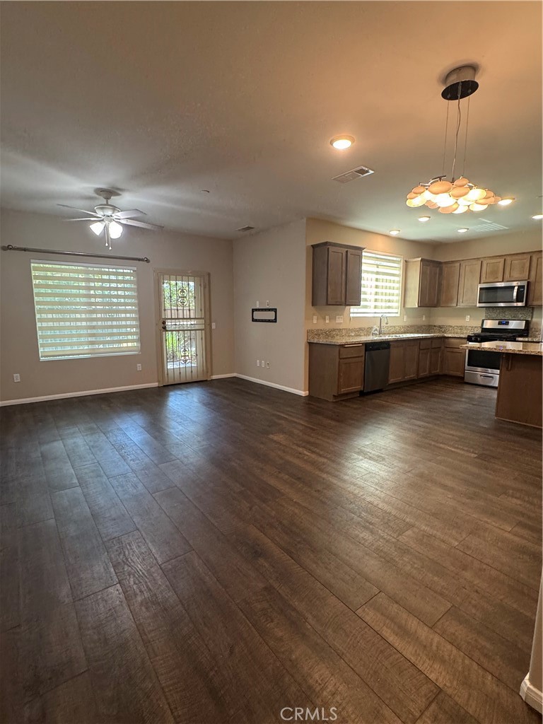 7866 Marbil Property Photo 4
