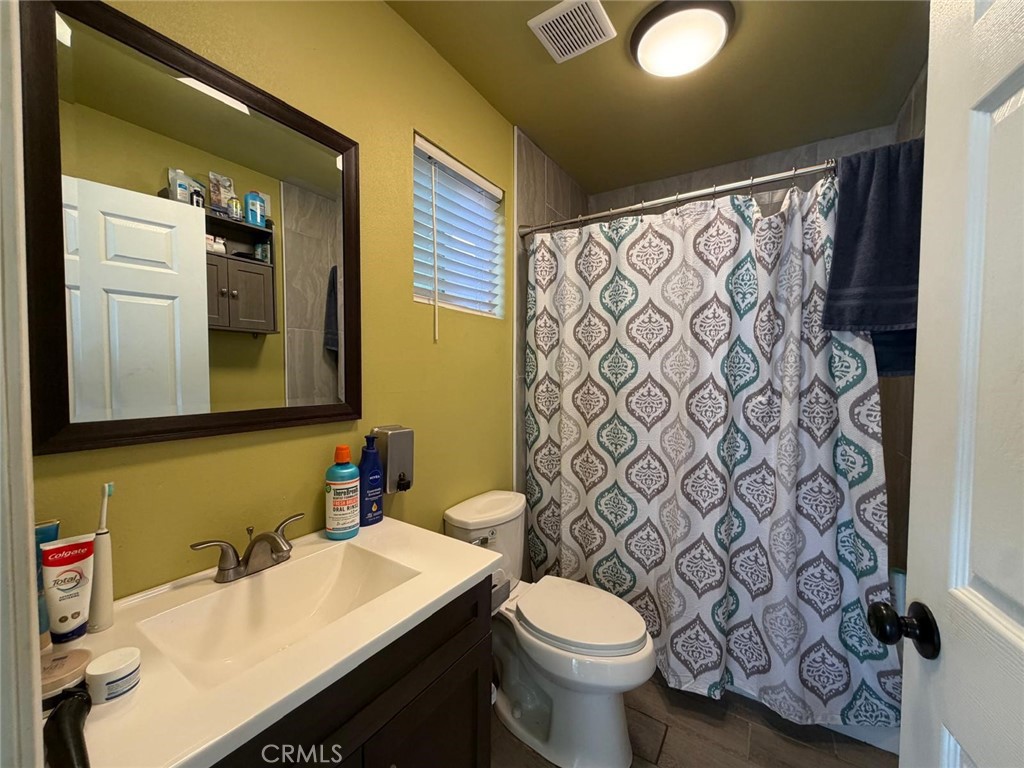 312 N Pasadena Property Photo 5