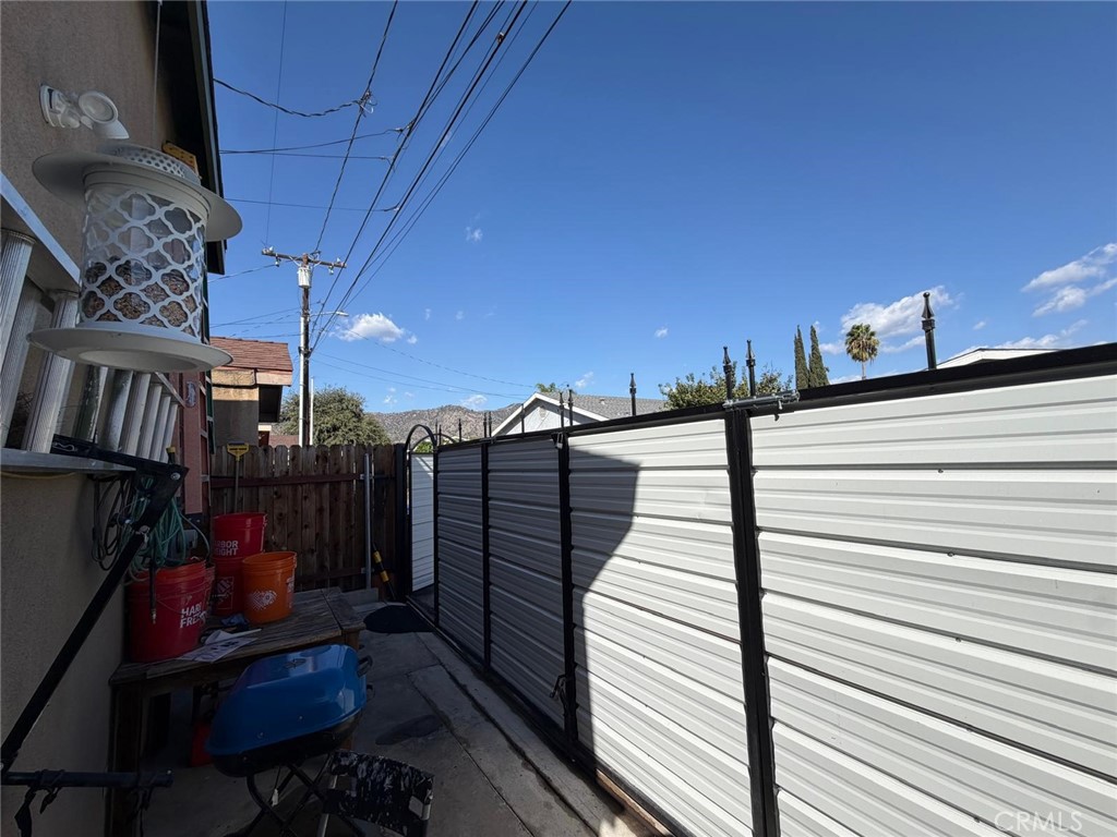 312 N Pasadena Property Photo 16