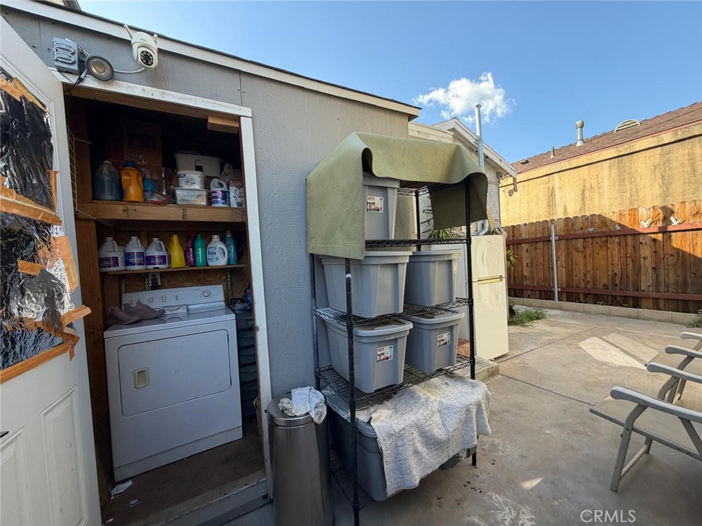 312 N Pasadena Property Photo 20