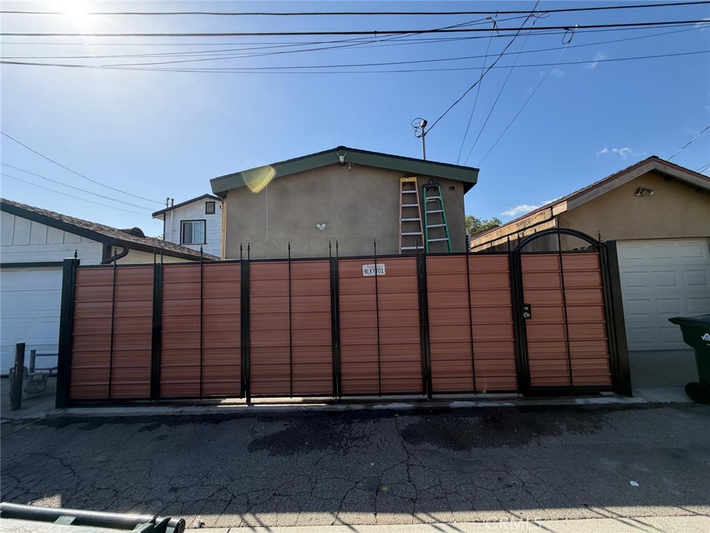 312 N Pasadena Property Photo 27