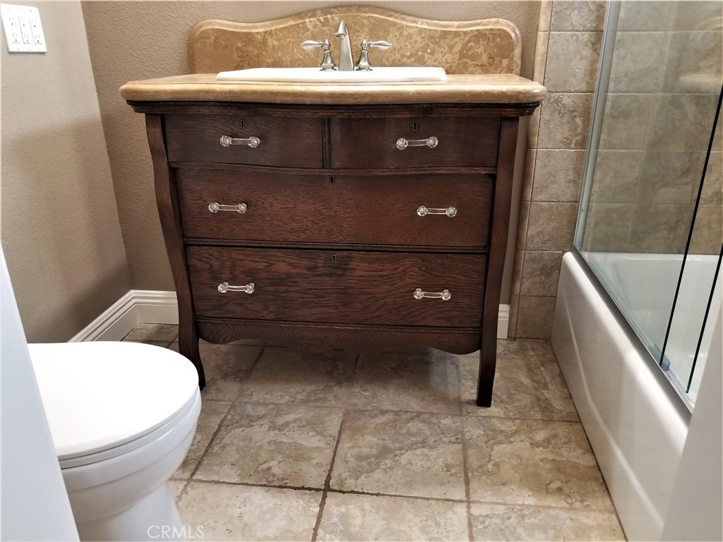 3328 Greenville Drive Property Photo 28