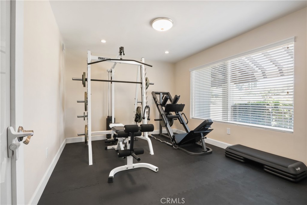 16500 Abascal Property Photo 7
