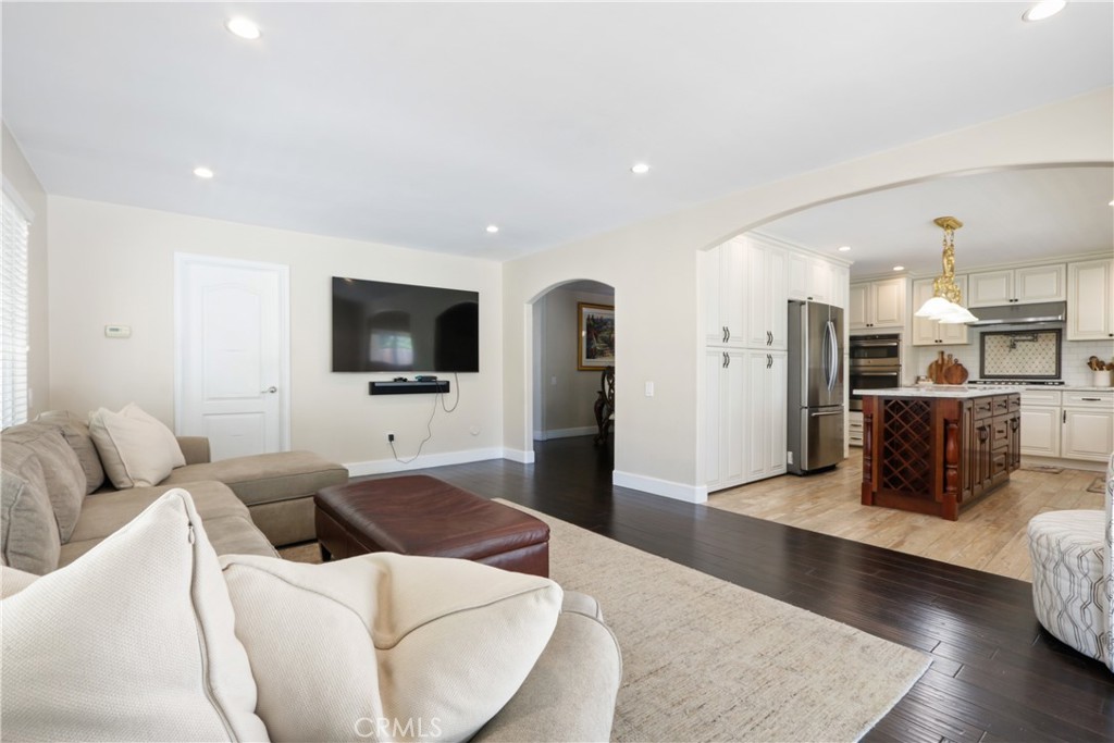 16500 Abascal Property Photo 13