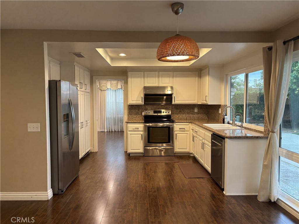 16575 Echo Hill Way Property Photo 6