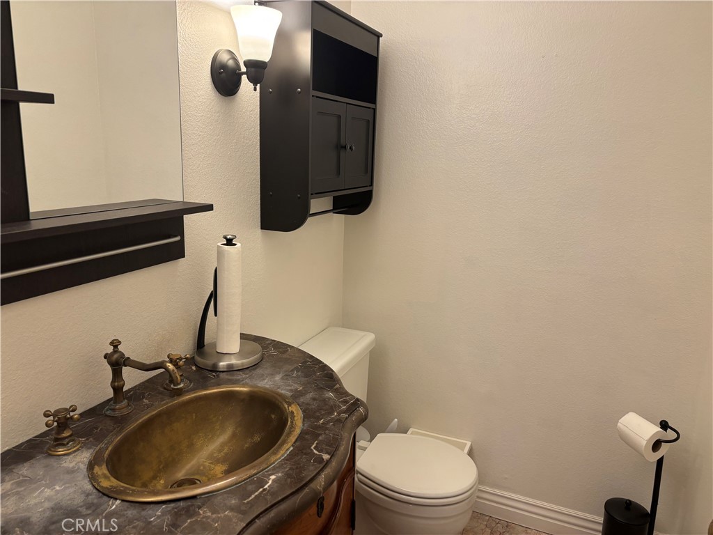 16575 Echo Hill Way Property Photo 14
