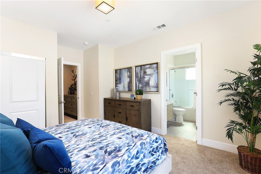 27 Turnberry Lane Property Photo 53